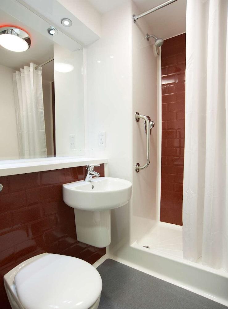 Travelodge Edinburgh Central Waterloo Place Ngoại thất bức ảnh