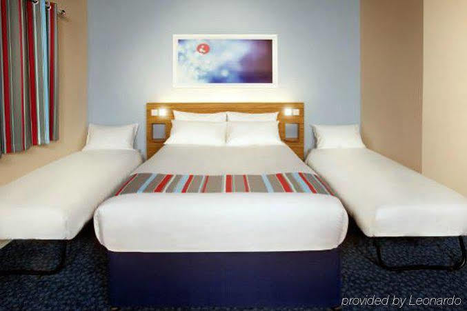 Travelodge Edinburgh Central Waterloo Place Ngoại thất bức ảnh